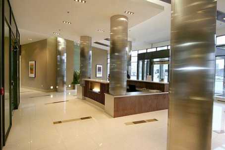 12 Yonge st lobby-2