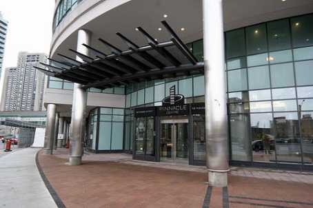 16 Yonge St entrance