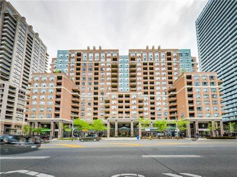 887 Bay Street condo