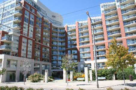 559 Queens quay condo  entrance view