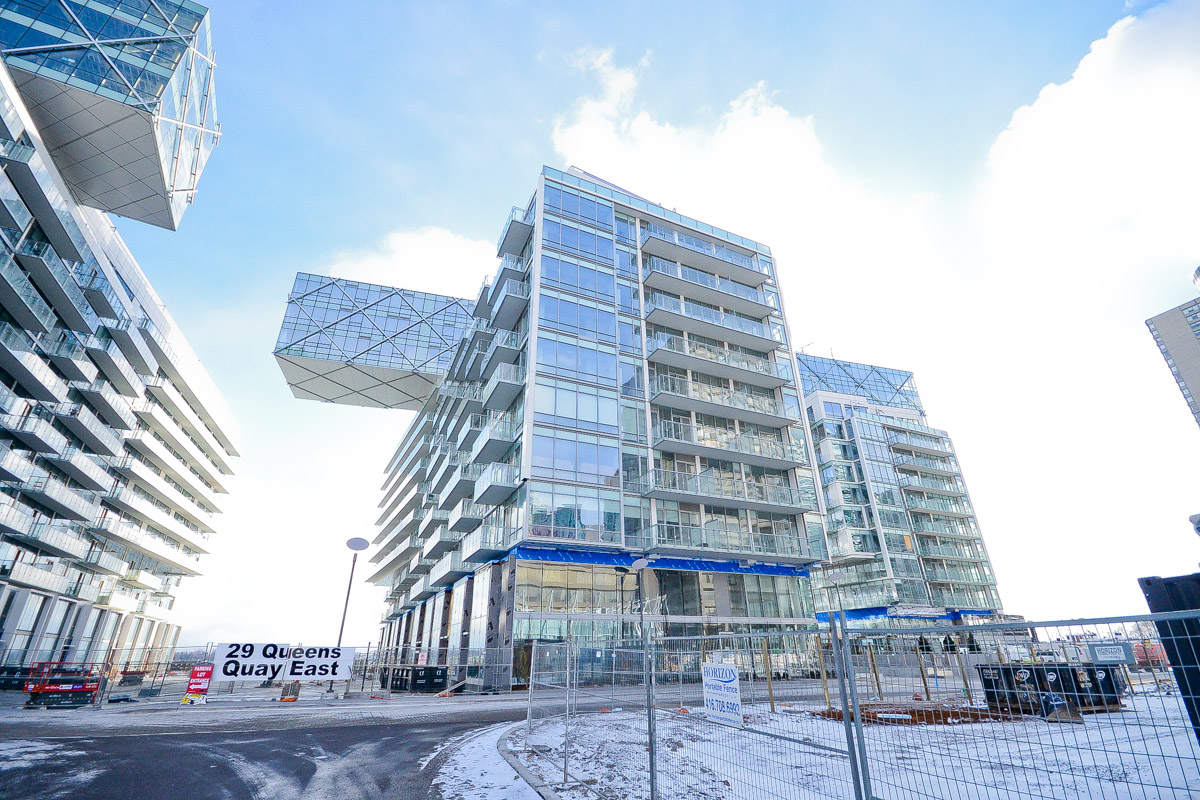 Pier 27 29 39 Queens Quay East Toronto